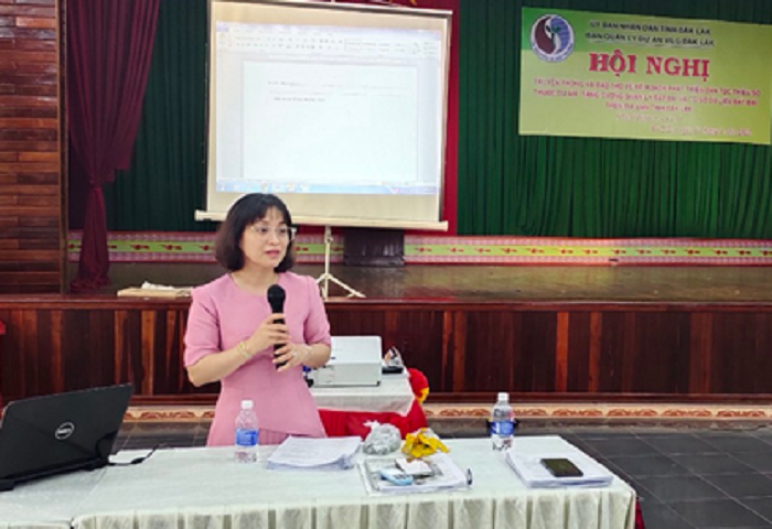 Hoi nghi  truyen thong va dao tao ve ke hoach  phat trien dan toc thieu so thuoc du an tang cuong quan ly dat dai 2